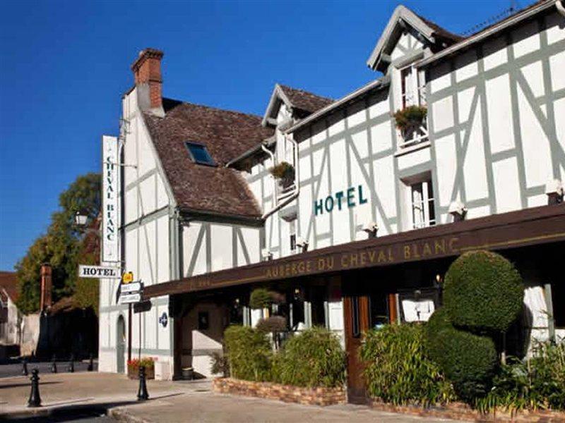 Hotel Du Cheval Blanc - Paris Marne La Vallee Disneyland Paris Exterior photo